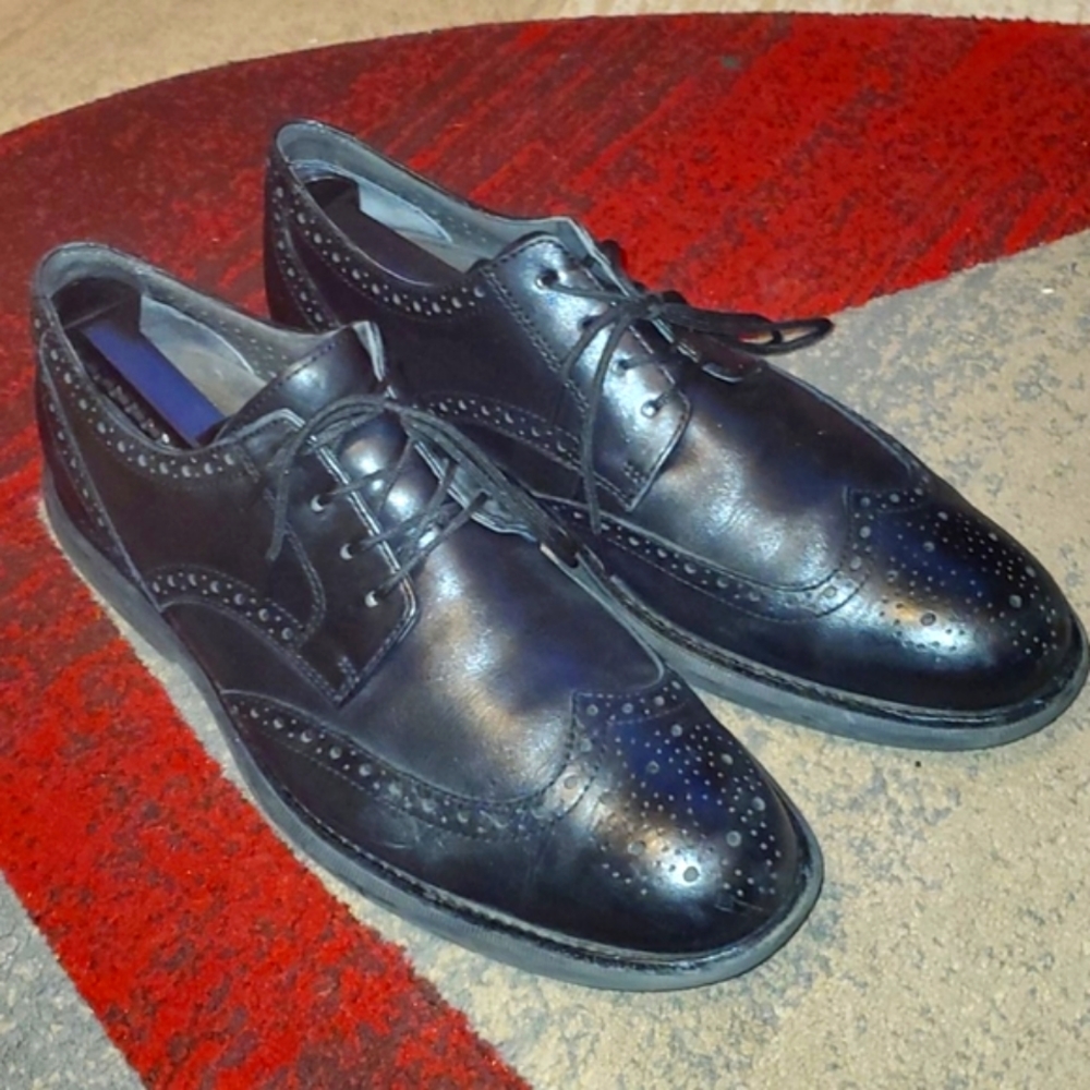 Sperry mens wingtip dress shoe